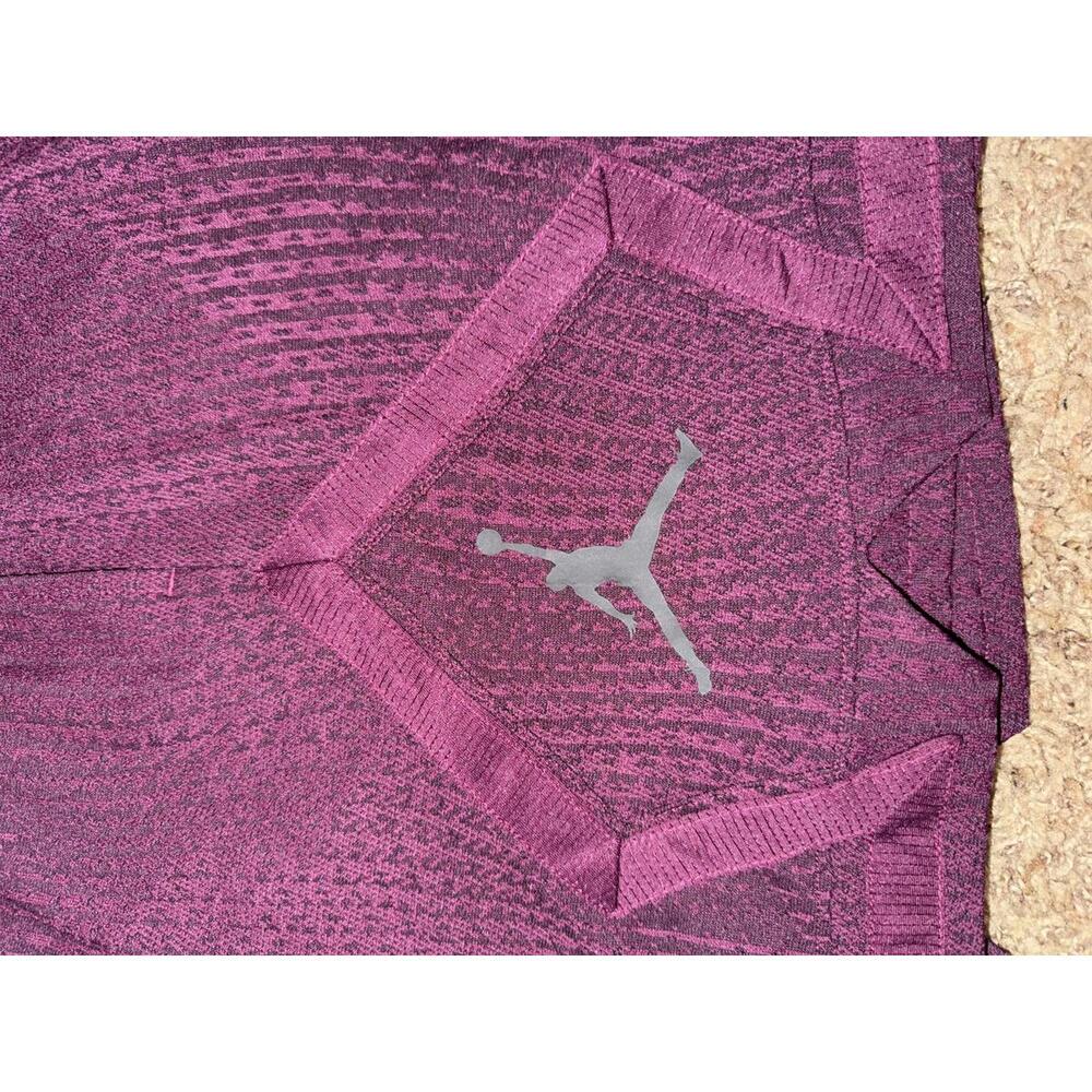 Jordan Sport Women's Bordeaux/Black Diamond Shorts - Picture 5 of 12